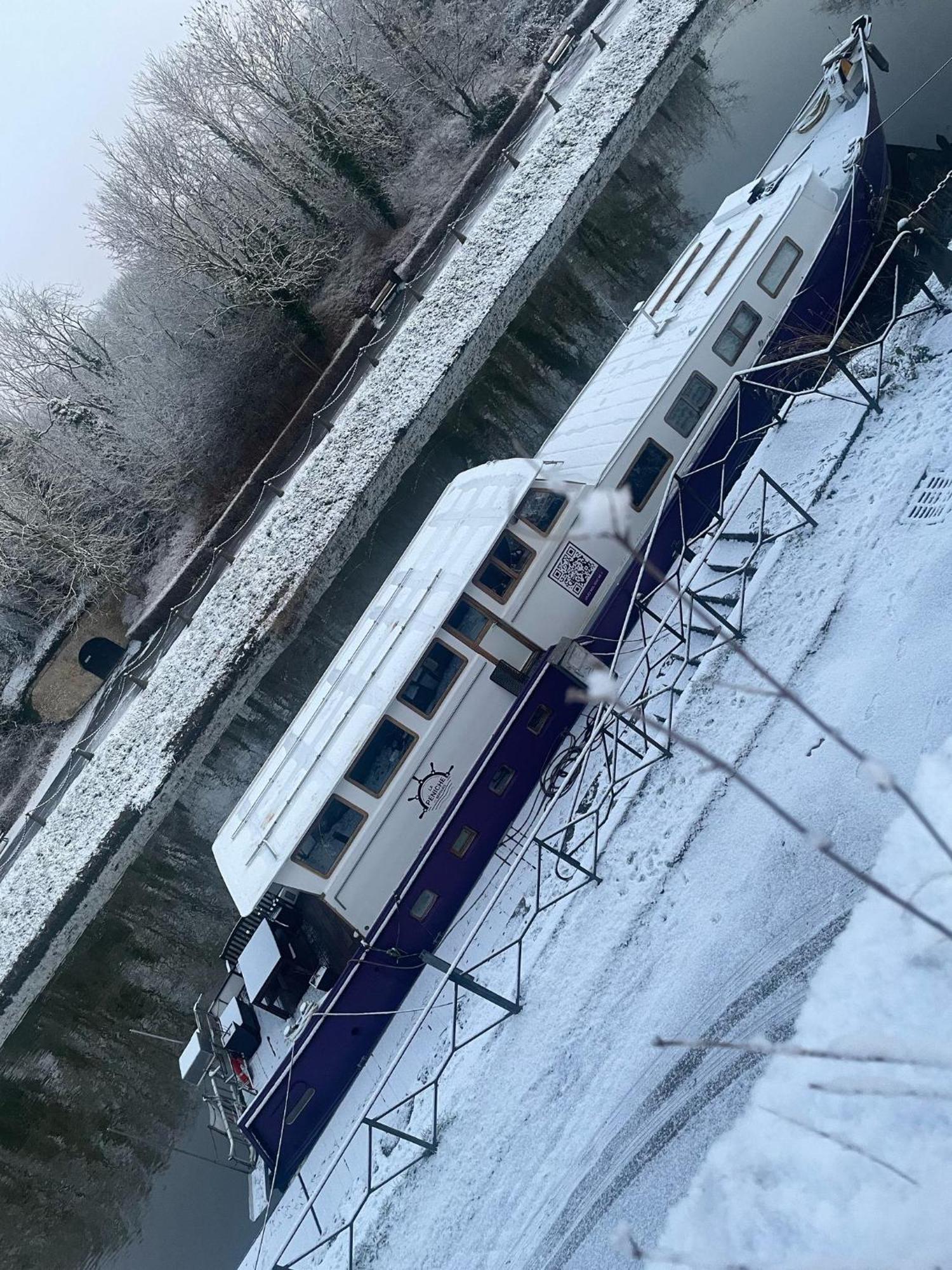 Nuit Insolite A Bord D'Une Peniche, 6 Personnes Bergues Exteriör bild